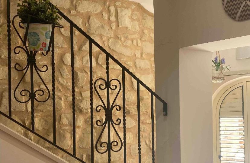 Intown - Dammuso In Pieno Centro Storico Villa Scicli Bagian luar foto